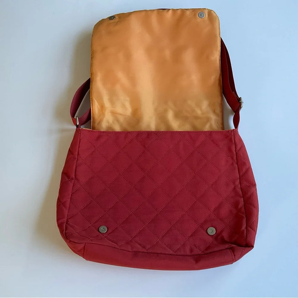 Baggallini Crossbody Bag 12x10x3” Orange Quilted Nylon Triple Zip Trolley Handle - Picture 3 of 10